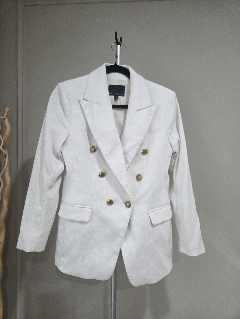Banana Republic White Double-Breasted Blazer with Gold Buttons Sz.6